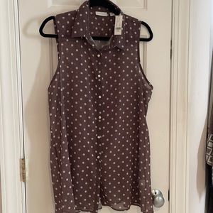 Sheer ladies New York & Company blouse